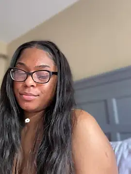 CandyLuxxxx - Nipple clamps ♥️ vid last tip
