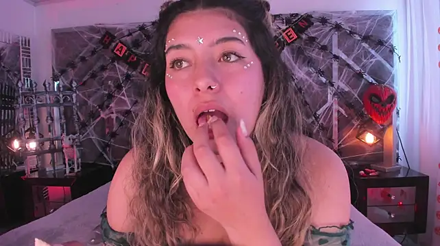 ChloeBelle_ - body tour 😏🥵🔥