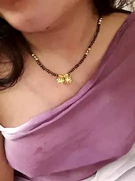 Sweetyi - Full nude show 😘