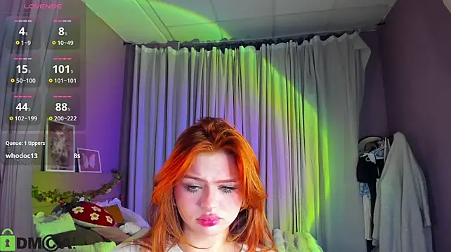 Barbara_Mitchel - Take off short and continue bj