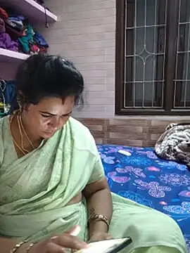 Tamilaruvi