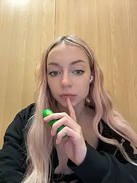 Melissa_grr - TOTALLY NAKED WITH OPENED DOOR! MALE 🚾