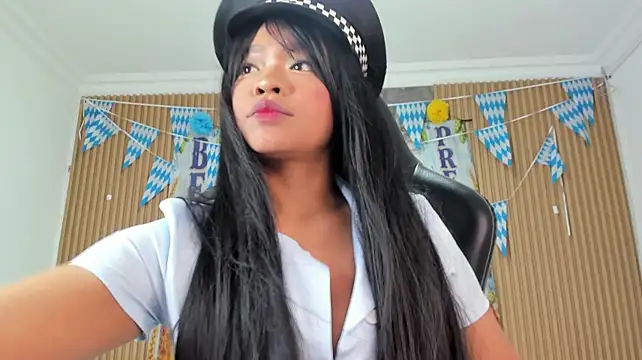 Lili_16 - Rub my pussy
