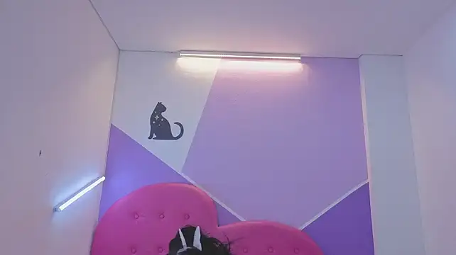 Ivy_charlot - sexy striptease + blowjob