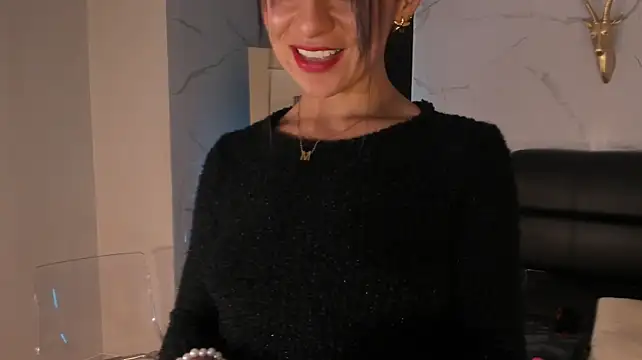 Velvet_GG - oil on my tits ❤️