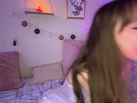 MielBTBF - JE SUCE MON GODE COMME UNE CHIENNE