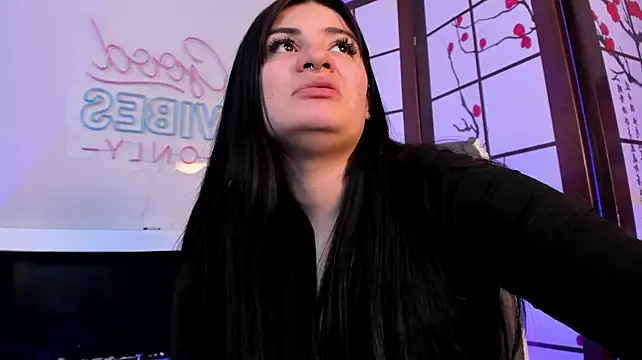 Lunaclarx_love - close up tits