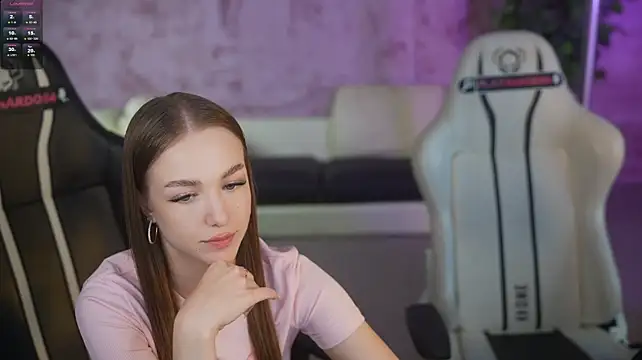 Ella_054 - ELLA PUSSY!