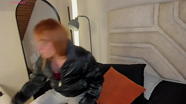 _zoe_3 - SHOW BOOBS!!(SPAN+SPIT+ABOUT)