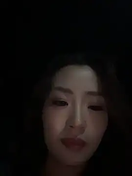 Yomi009 - 🍷户外酒吧闺蜜两对美乳磨豆腐