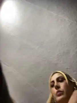 Alicev_kitty - show milk