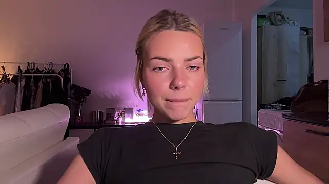 ChristelDuncombe - topless photo in PM (Last tip)
