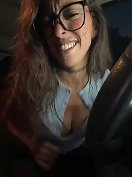 Lalla-Amani - Dildo Blowjob 👅🥖💦/ footjob 👣+ VLT