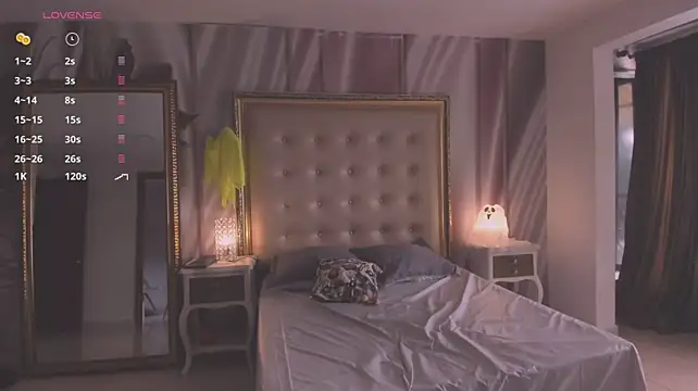 NinaBravu - ride torso ass x10 min in public 🔥🔥