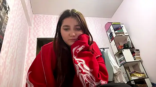 TynishaShute - air kiss