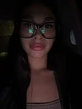 Aria51 - add 1 more finger inside wet pussy