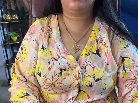 Curvy_Vincy4 - name on boobs (last tipper)