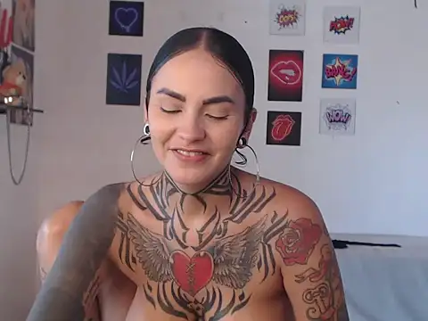 PerolaMay - Mostrar cuzinho