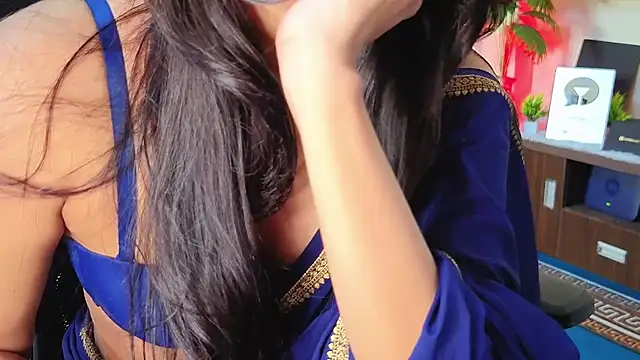 WOw_Nisha-