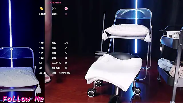 LOVEQQ6 - 脱光光直播10分钟naked