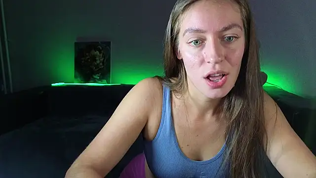 Miss_Wells - caress the penis with your hand