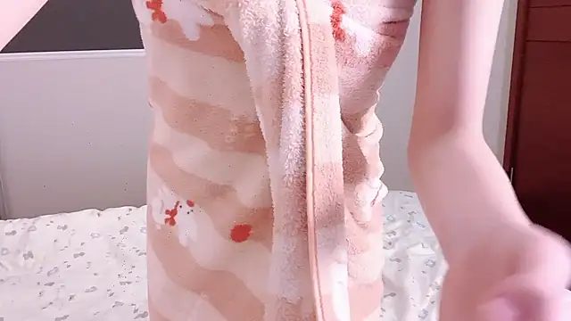 Yuanbaobao66 - 带宝宝去阳台play~