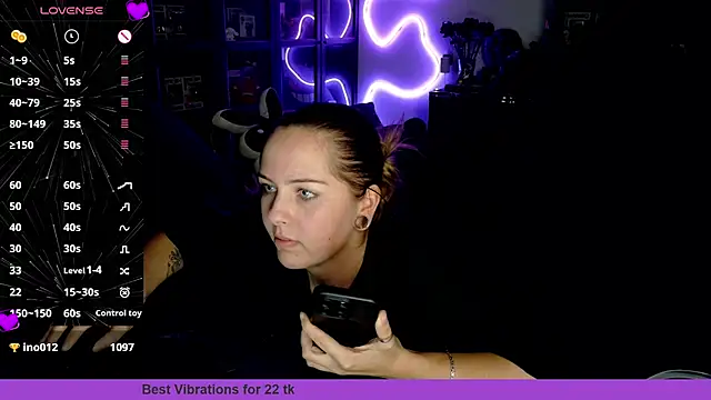 MaryPeach666 - Squirt Video + Pussy 3 PIcs