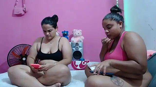 brunnette_hot