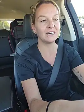 Karalynnbaby49 - Give sloppy blow job
