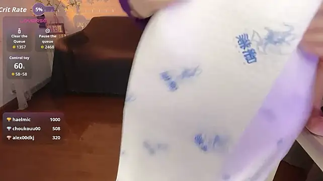 Nina-- - 脱外衣 小粉控制5分钟 高潮喷水水💧💧💧
