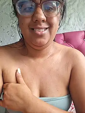 ZaidaWet - squirt in face