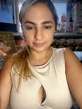 Sammyqueenx21 - full naked doing squirt