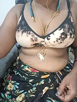Tamil-hotwife - Ass show 💦💦🫦🔥🔥