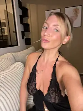 Irina_k0valenk0 - Sextape solo