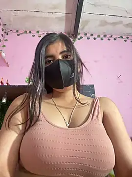Isha_sharma2002 - boobs oil show