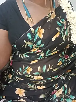 Tamil-hotwife - Ass show 💦💦🫦🔥🔥