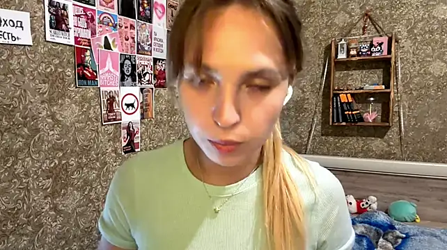 LilliaEhmen - Eye contact 1min👀