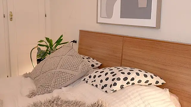 HelenaHs - Suck dildo
