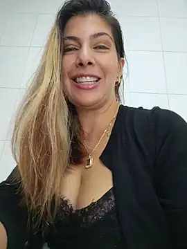 Scarlett_moore - I suck dildo in public as were your dick
