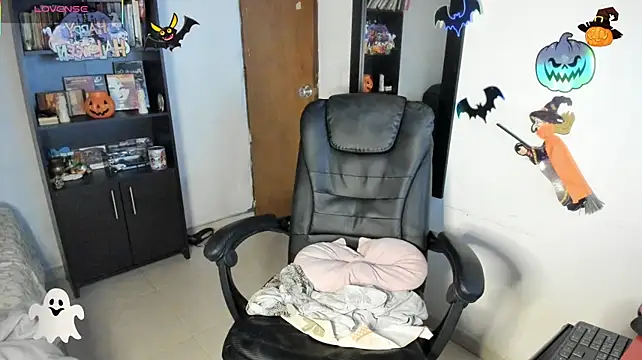 Peanut_tangerine - naked+lush control 10 min 8 ticket