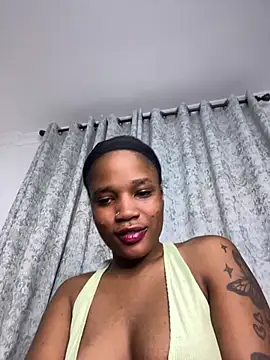 Temptress_angel - Show your big wing and clit