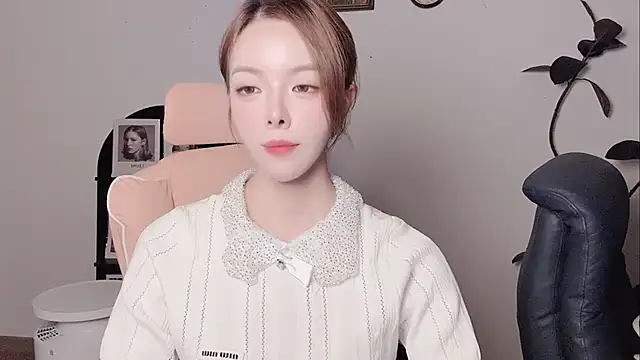 Alice172 - 油胸