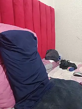 FreakyAngel3X - Help me to buy toys