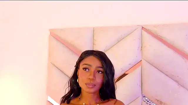 AlanaDoll - Model your outfit