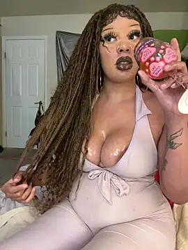 Riasvenenoo - 🐚 Show my tits for 5 mins