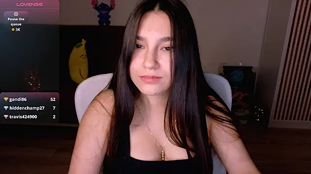 Ari_Grend - Squeeze tits!!