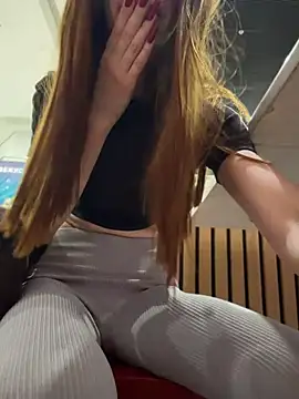 AmelieCrystal - lets get rid of my panties >_<
