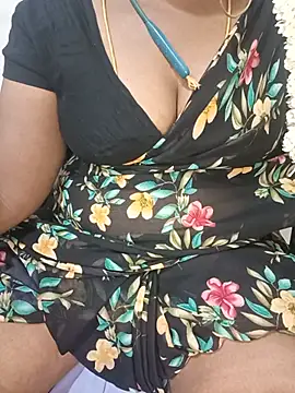 Tamil-hotwife - Ass show 💦💦🫦🔥🔥