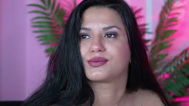 EssenaMonroe - Last tipper gets 5 min lush control