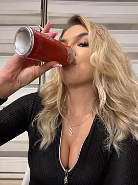 KimmBliss - 🔥Blow a Kiss